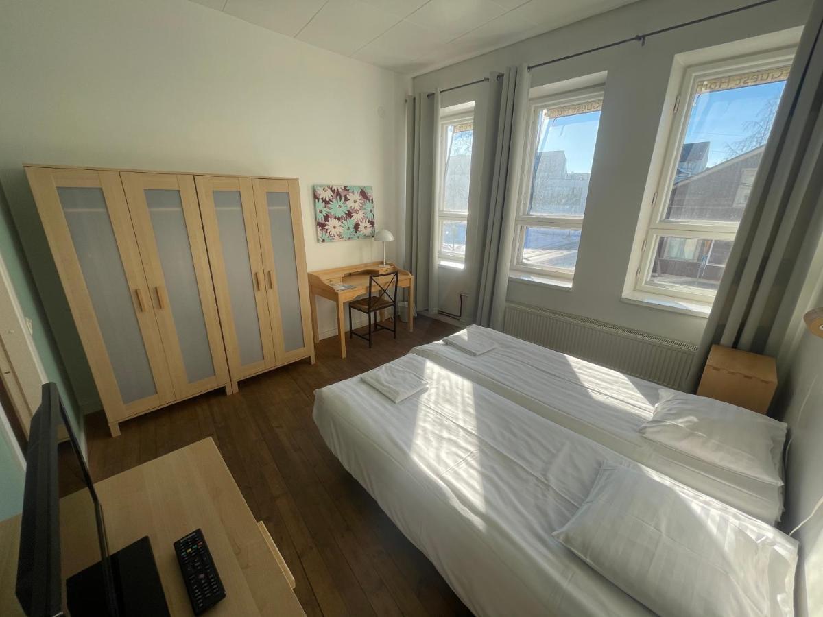Jugend Boutique Guesthome Jakobstad Exterior foto